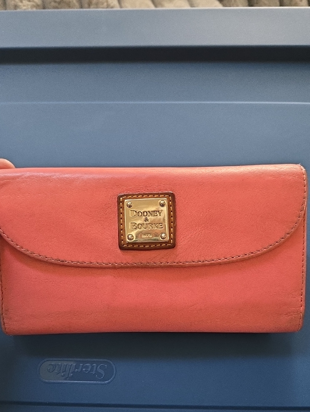 Dooney & Bourke Wexford Leather Continental Clutch-Coral   (BIN 005)